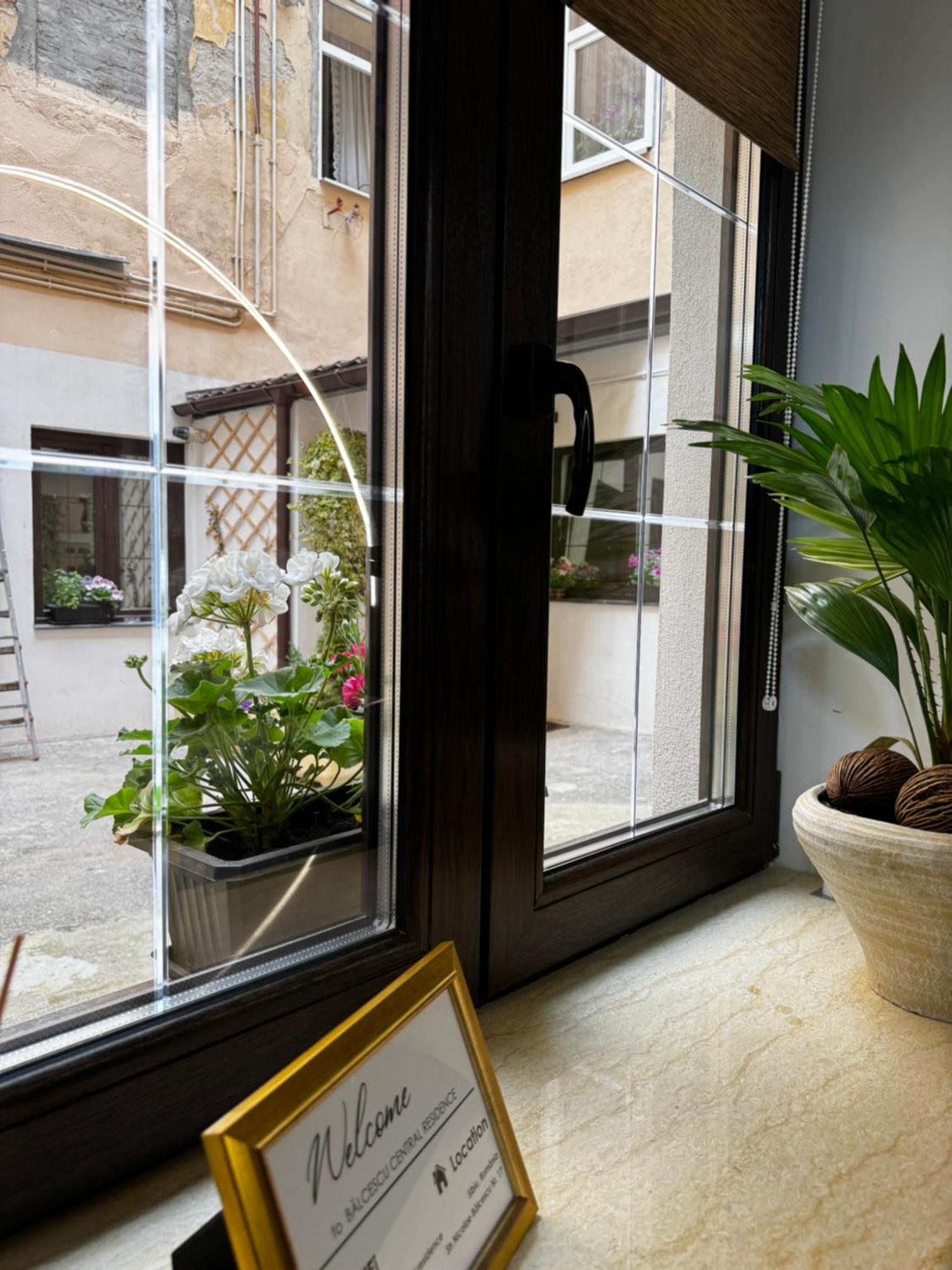 Balcescu Central Residence シビウ エクステリア 写真